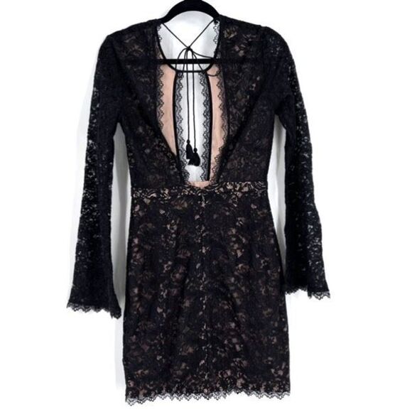 NWT The Jetset Diaries Zodiac Long Sleeve Lace Mini Dress Black Size Small - Picture 2 of 16